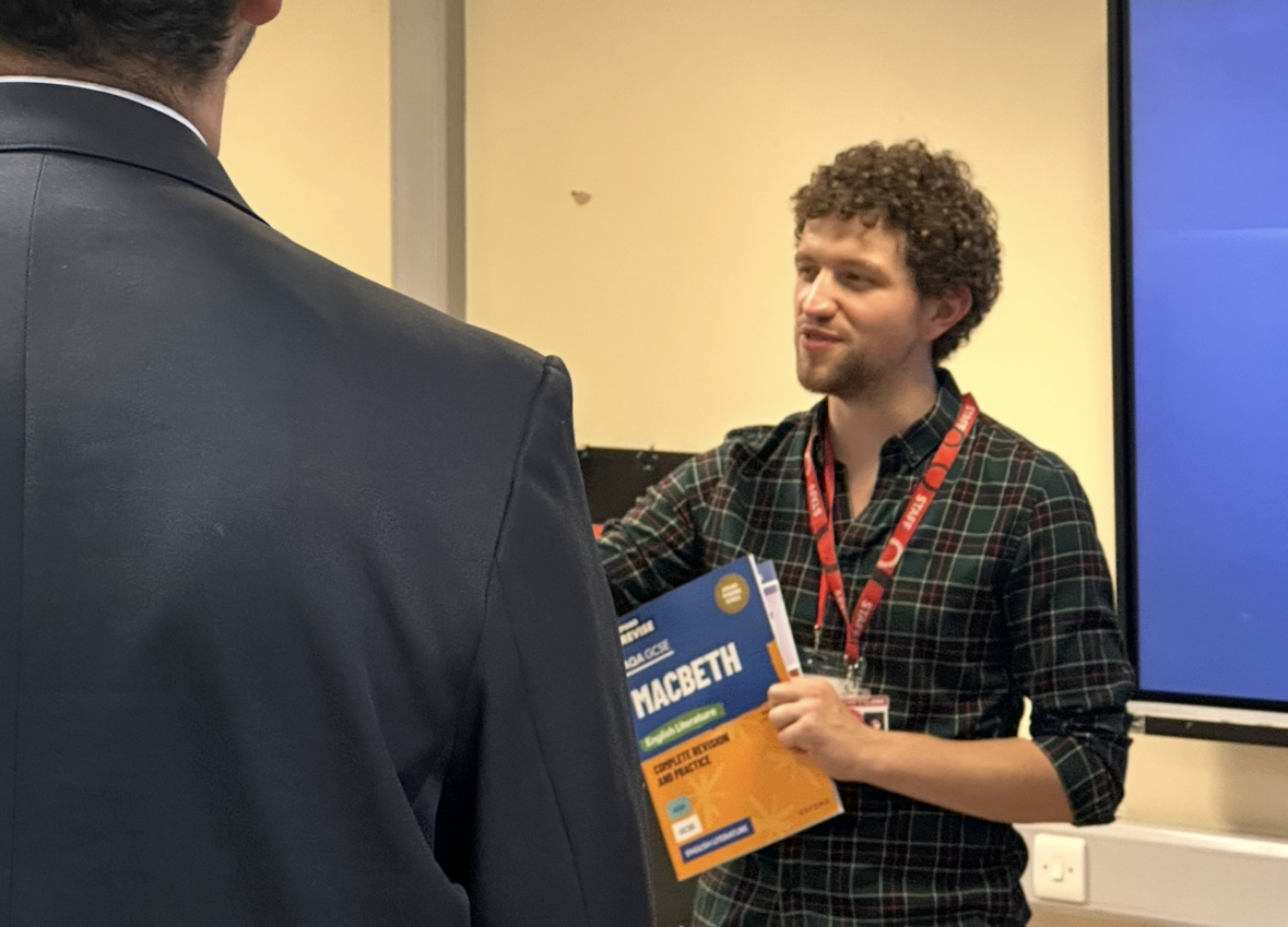 Shakespeare's Globe practitioner introducing the workshop